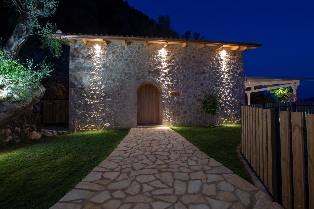 Pnoes Villas Vasilikí Exterior photo